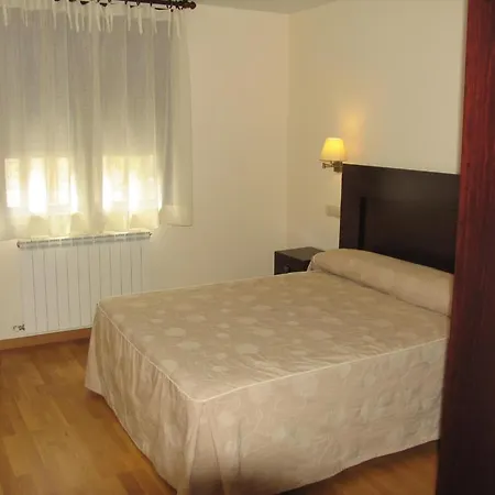 Russell Hotel&apartments Hotel Torla