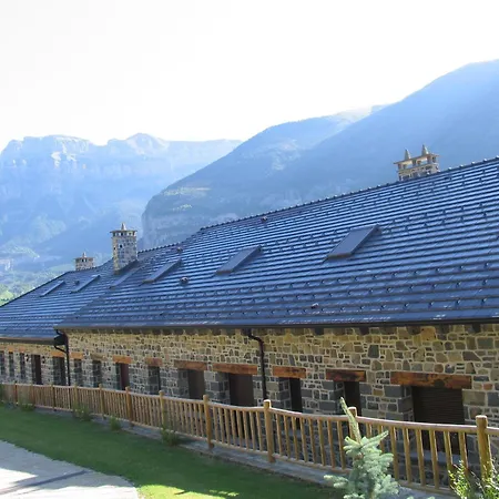 Russell Hotel&apartments Torla