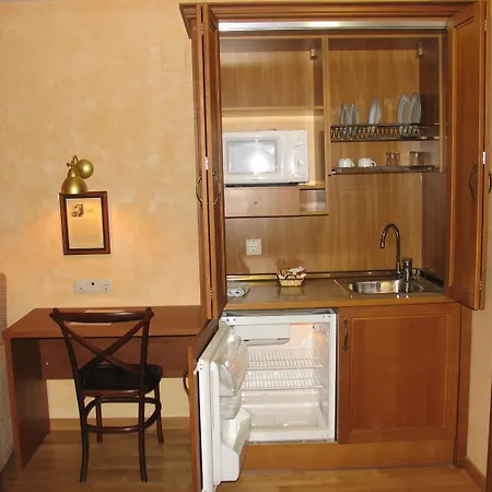 Appartamento Russell Hotel&apartments *