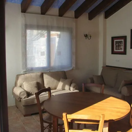 Russell Hotel&apartments 3*