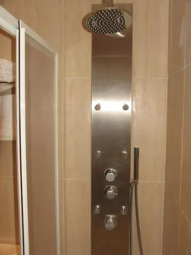 Hotell Russell Hotel&apartments 3*