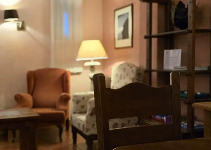 Russell Hotel&apartments Hotell Torla