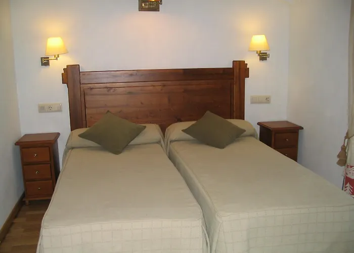 Russell Hotel&apartments Hotell Torla