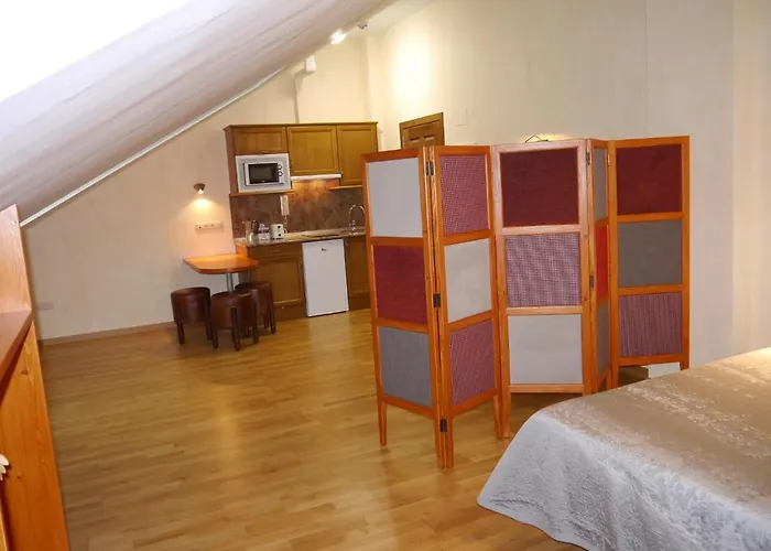 Russell Hotel&apartments