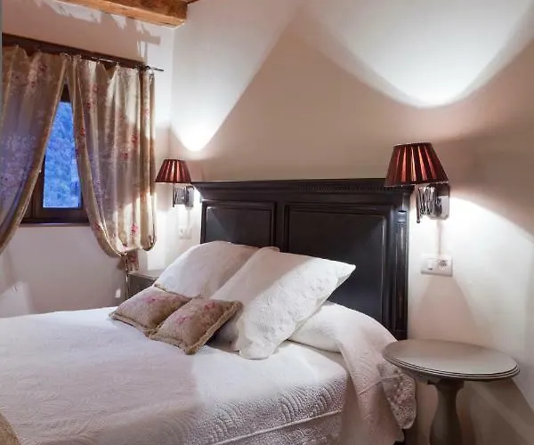 Hotell Russell Hotel&apartments 3*