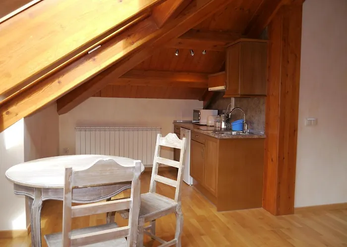 Hotell Russell Hotel&apartments